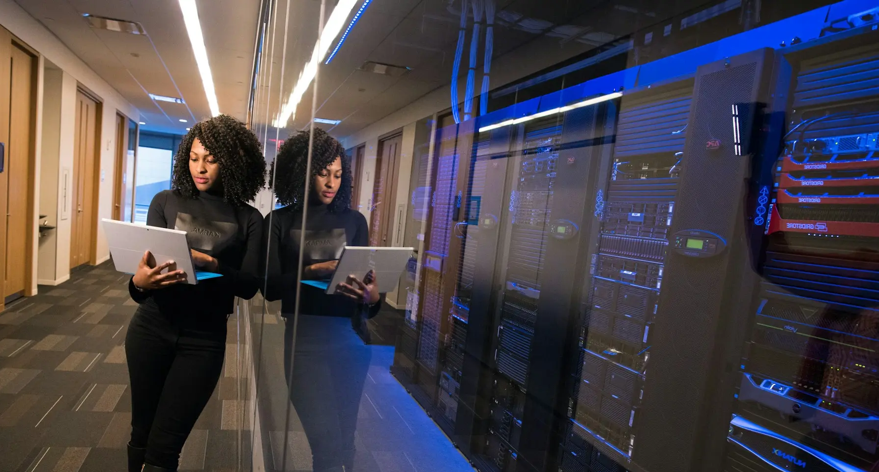 christina-wocintechchat-com-glRqyWJgUeY-unsplash