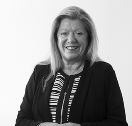 01-lor Lorraine Worrall
